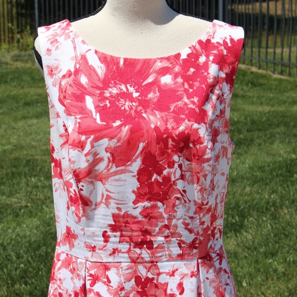 Adrianna Papell, sleeveless floral  dress - Picture 3 of 9
